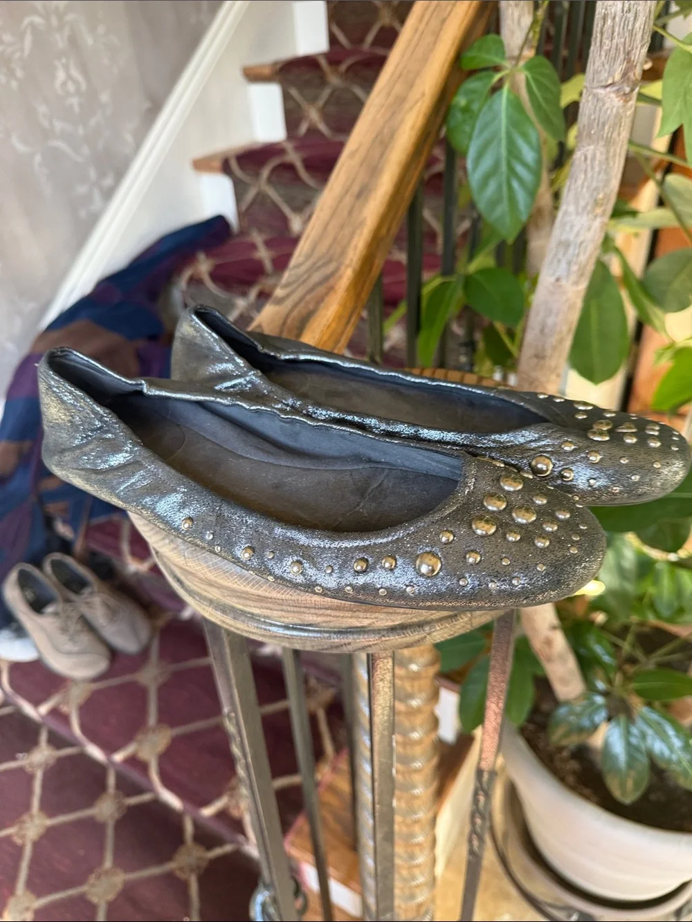 STUART WEITZMAN ladies ballet flat size 10 made in Spain good condition